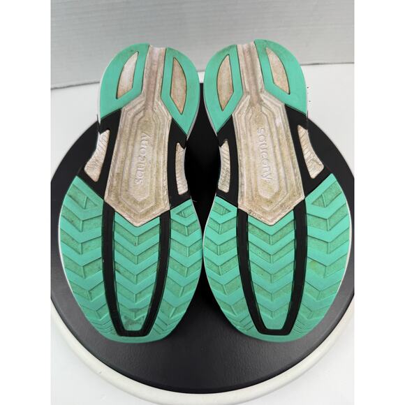 Saucony Axon 2 Cool Mint Acid Green Power Womens Sz 6.5 Running Shoes S10732-26 - Picture 9 of 12